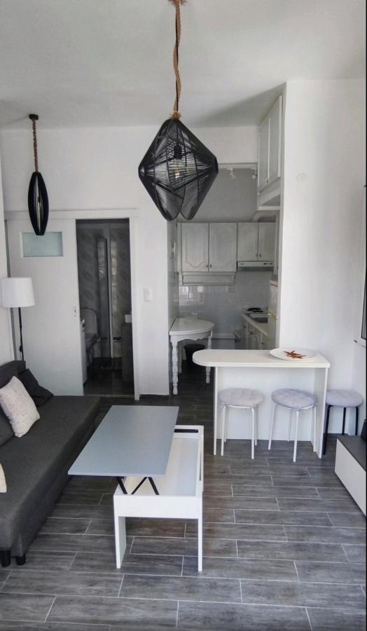 Shades Appartement Skiathos-stad Buitenkant foto